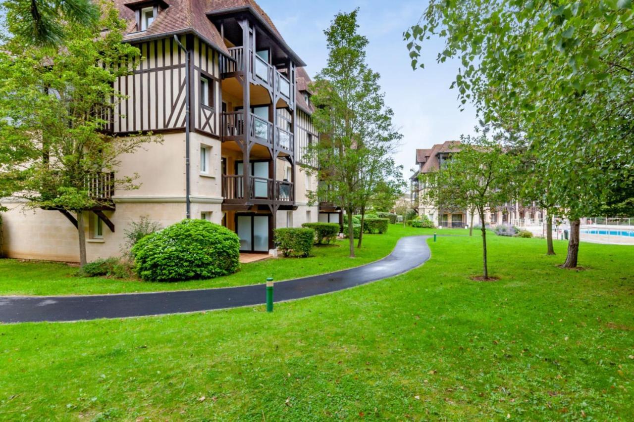 Nice 2-Br In A Residence With Pool - Deauville - Welkeys Exterior photo